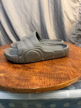 Adidas Adilette 22 Slides